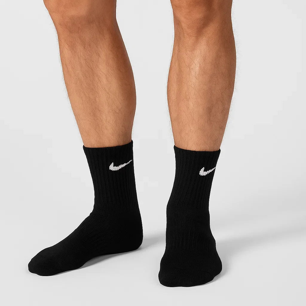 NIKE Comfort Fit Sports Socks