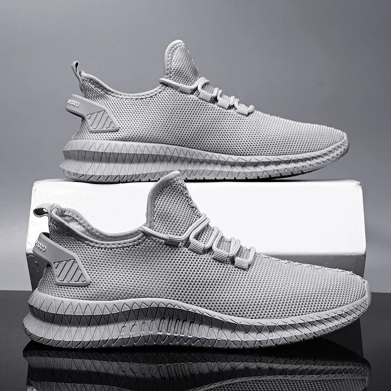 Lightweight Men's Running Shoes